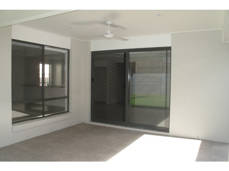 45 Moorinya Circuit, Pimpama QLD 4209
