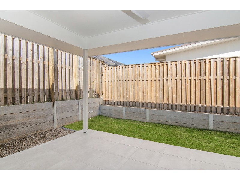 3 Idalia Street, Pimpama QLD 4209