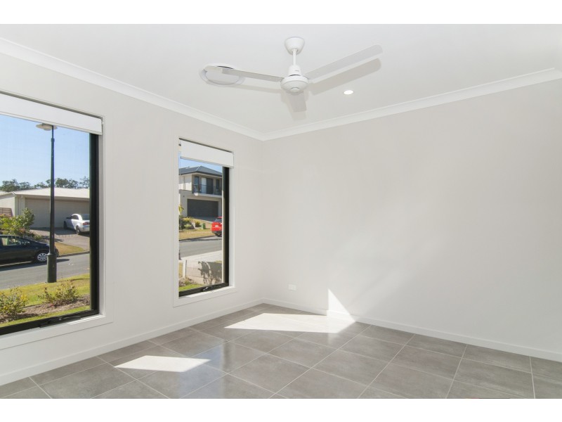 3 Idalia Street, Pimpama QLD 4209