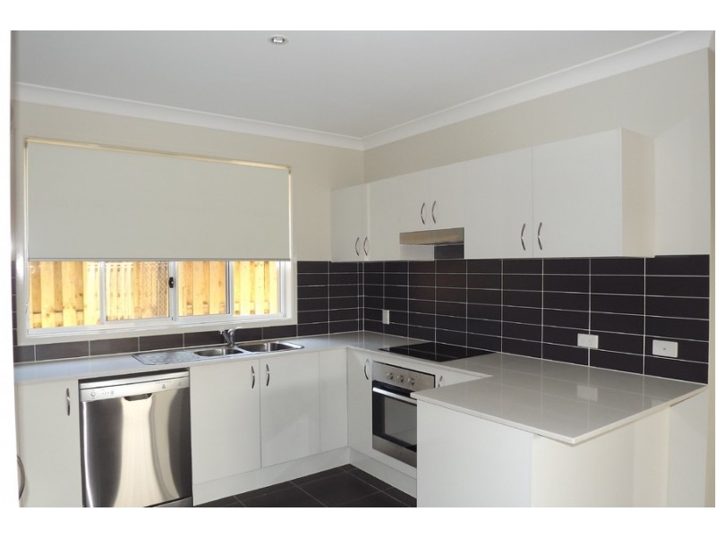 12 Danbulla Street, Pimpama QLD 4209