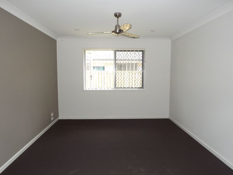 16 John Crescent, Pimpama QLD 4209
