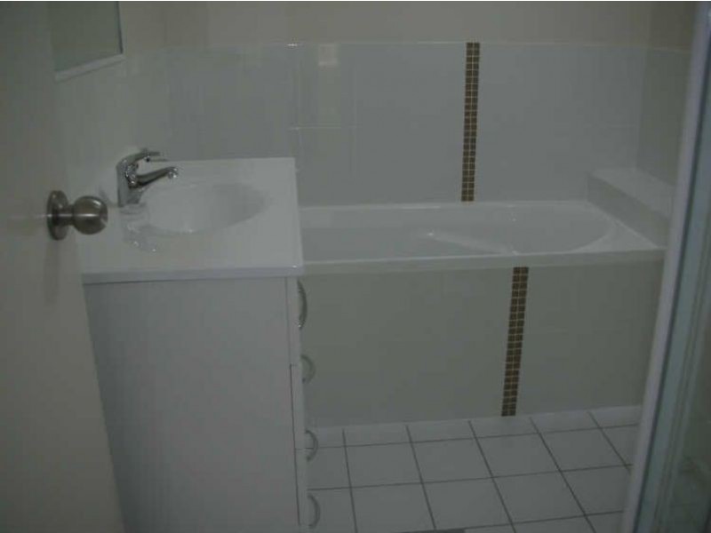 2/17 Moss Terrace, Pimpama QLD 4209