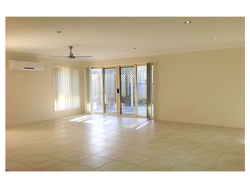 15 Jindalba Drive, Coomera QLD 4209