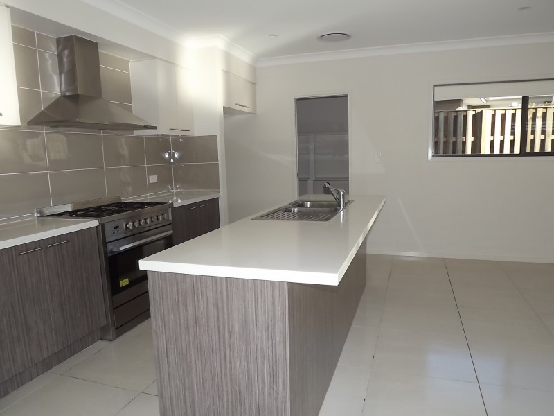 15 Pisces Court, Coomera QLD 4209