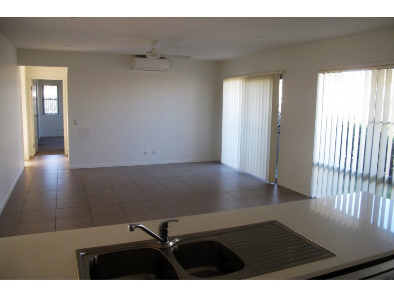 18 Paperbark Crescent, Coomera QLD 4209