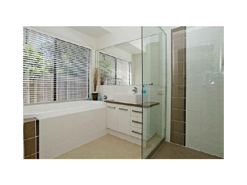 98 Rivermeadows Drive, Upper Coomera QLD 4209