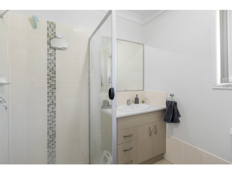 5 Severn Street, Coomera QLD 4209