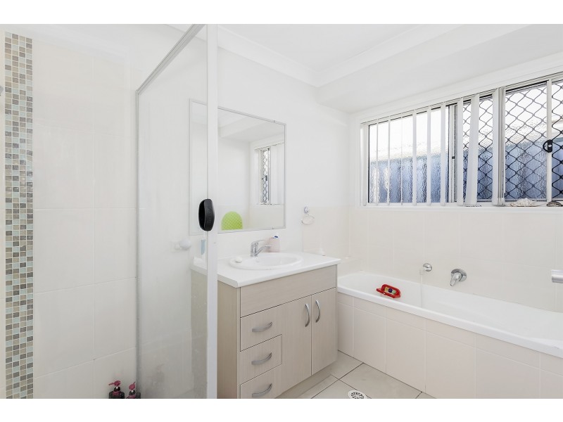 5 Severn Street, Coomera QLD 4209