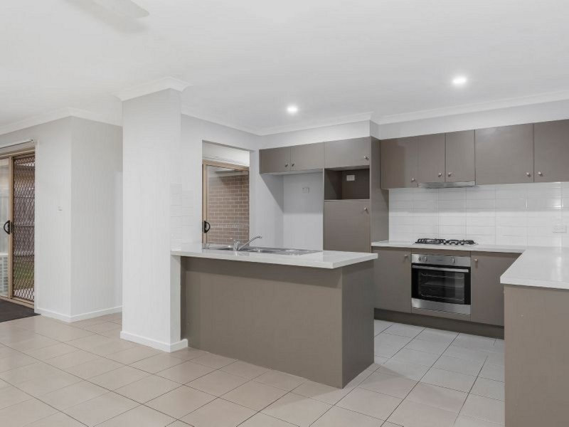 26 Seashell Avenue, Coomera QLD 4209