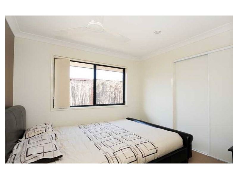 2/15 Blossom Street, Pimpama QLD 4209