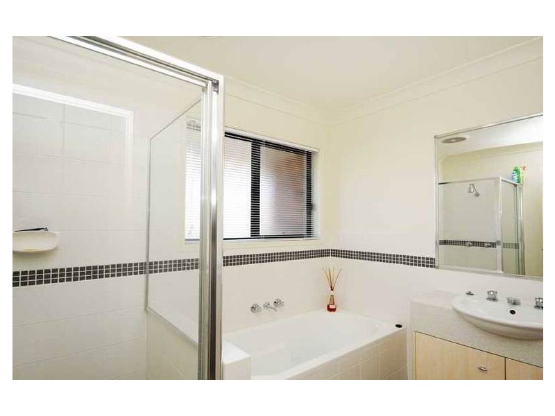 2/15 Blossom Street, Pimpama QLD 4209