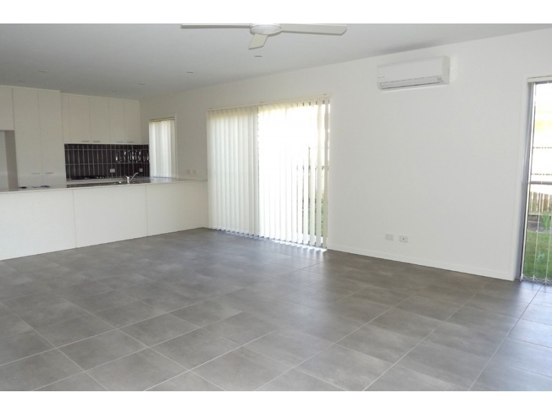 23 Paperbark Crescent, Coomera QLD 4209