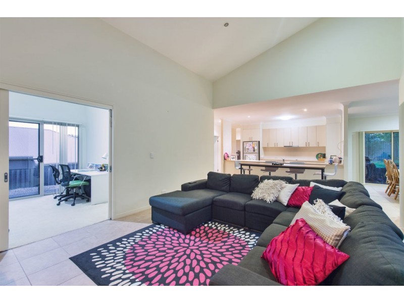 31 Impeccable Circuit, Coomera Waters QLD 4209