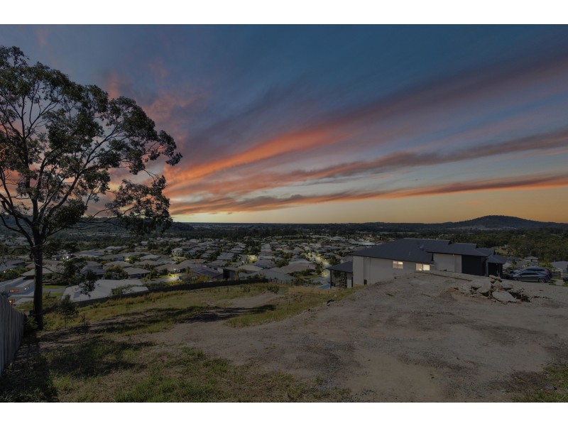 25 Skyridge Drive, Upper Coomera QLD 4209