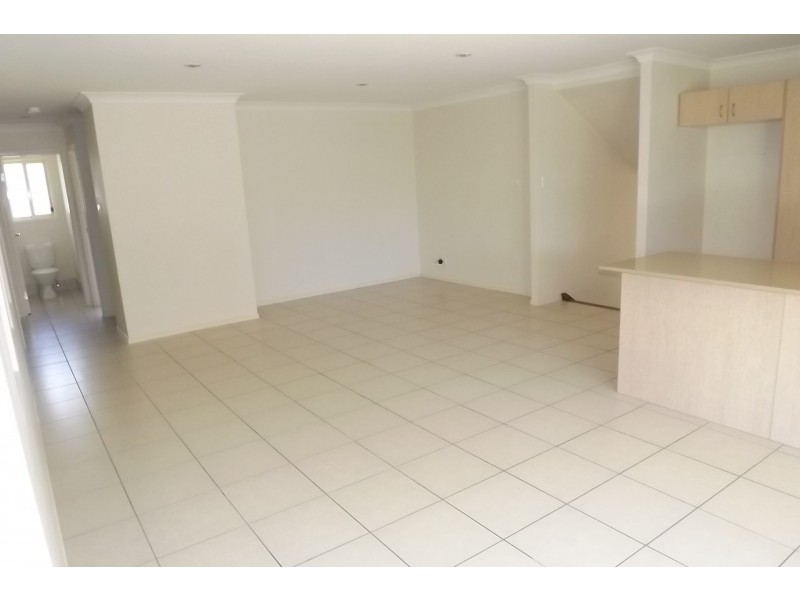 11 Amaray Drive, Upper Coomera QLD 4209