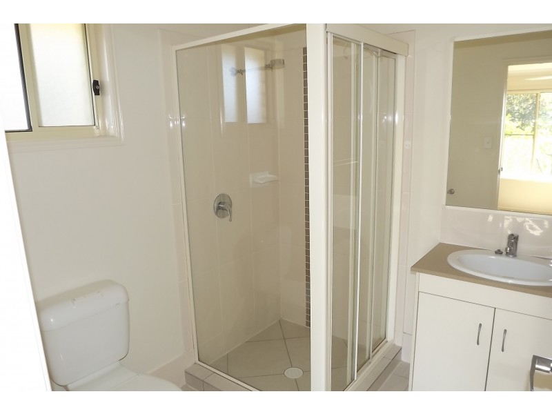11 Amaray Drive, Upper Coomera QLD 4209