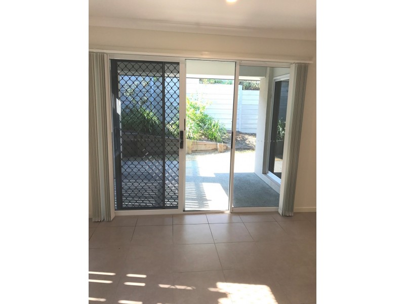 25 Angahook Crescent, Upper Coomera QLD 4209
