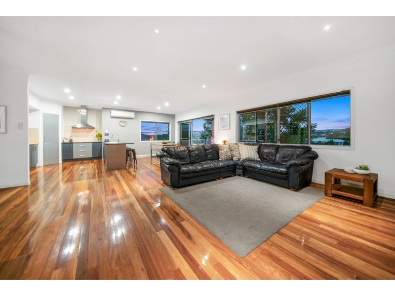 6 Bunjil Place, Upper Coomera QLD 4209
