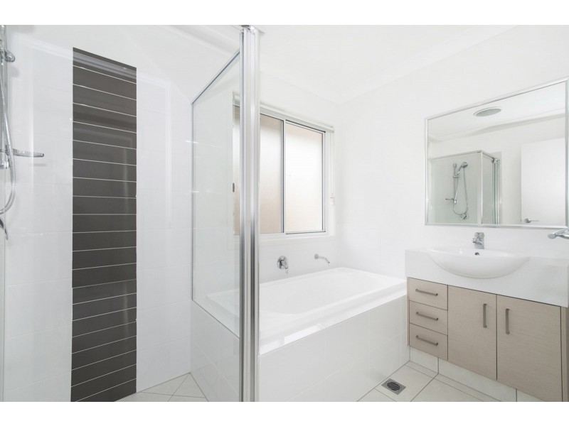 62 Edgeware Road, Pimpama QLD 4209