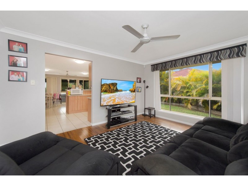 33 Bedroff Street, Upper Coomera QLD 4209