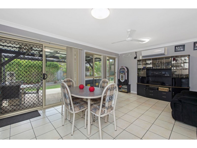33 Bedroff Street, Upper Coomera QLD 4209