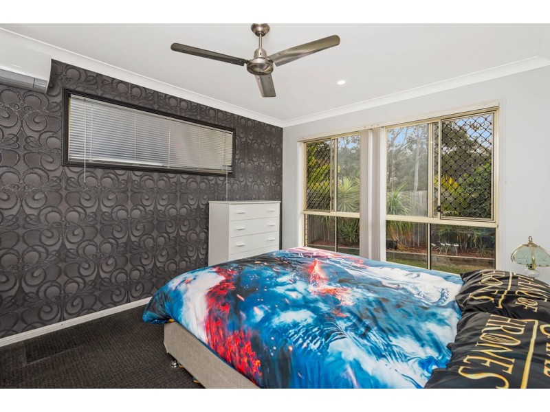 33 Bedroff Street, Upper Coomera QLD 4209