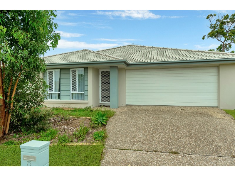 25 Parkvista Circuit, Coomera QLD 4209