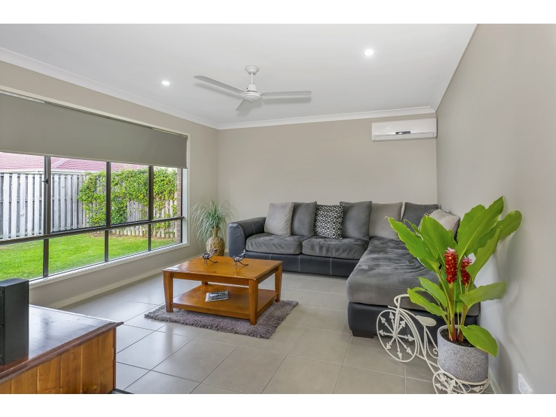 22 Greenmount Street, Pimpama QLD 4209