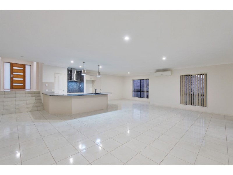 30 Dayflower Street, Upper Coomera QLD 4209