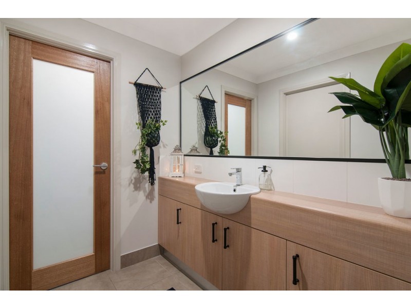 10 Rivercherry Way, Upper Coomera QLD 4209