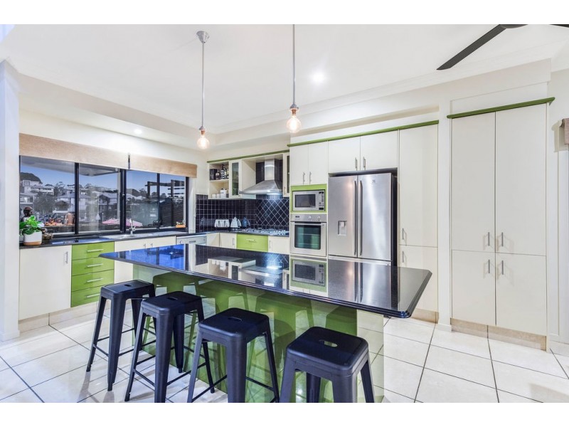 7 Ripple Court, Coomera Waters QLD 4209