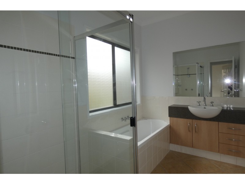 1/15 Stacer Street, Upper Coomera QLD 4209