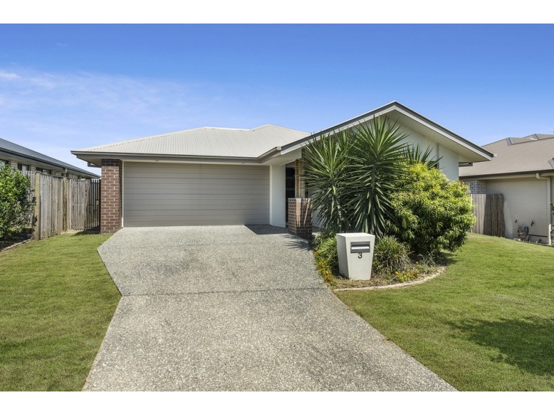 3 Ningaloo Drive, Pimpama QLD 4209