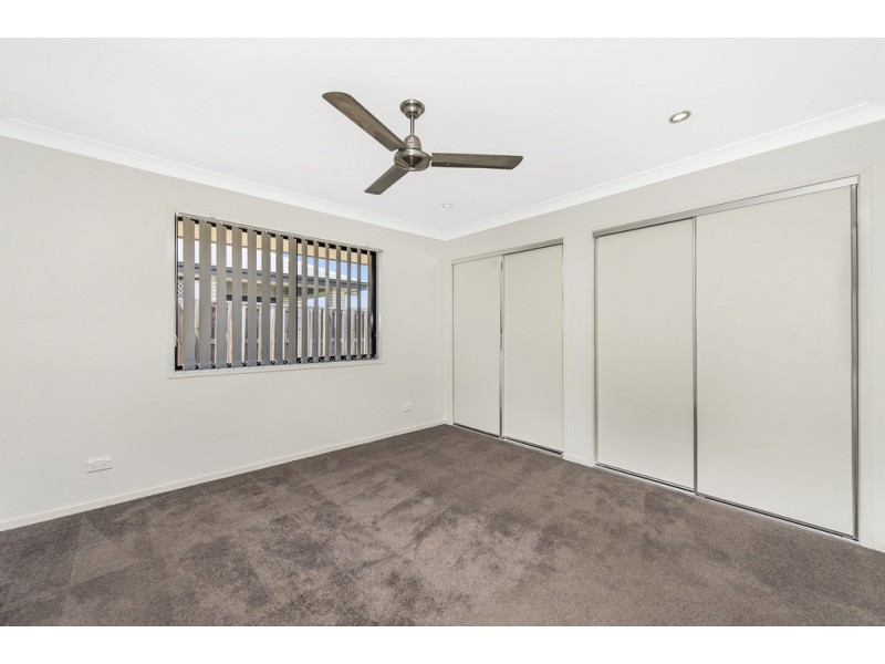 3 Ningaloo Drive, Pimpama QLD 4209