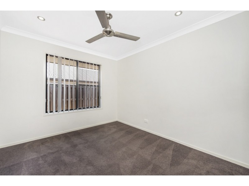 3 Ningaloo Drive, Pimpama QLD 4209