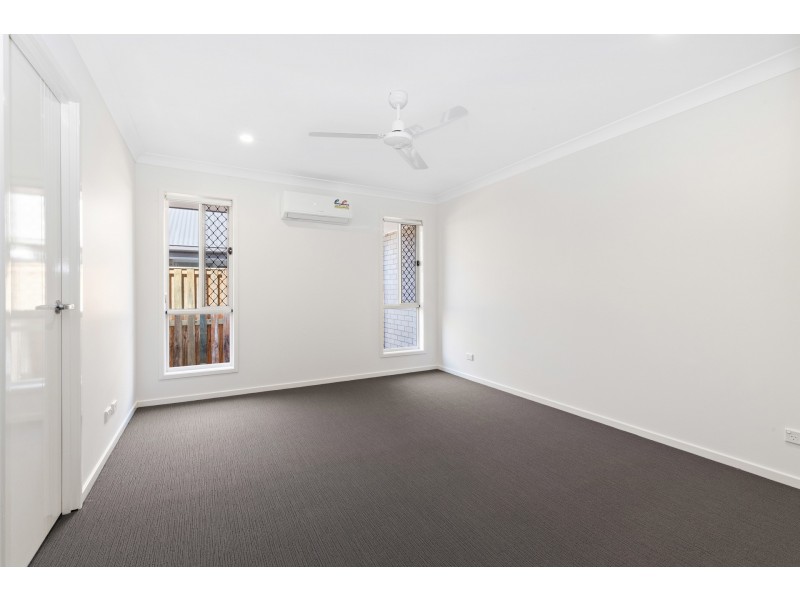 10 Aspect Street, Pimpama QLD 4209