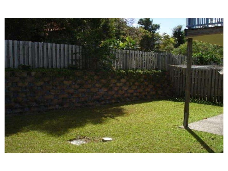 18/2 Studio Drive, Pacific Pines QLD 4211