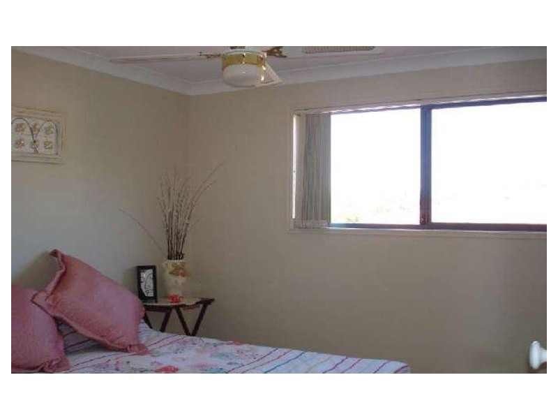 18/2 Studio Drive, Pacific Pines QLD 4211