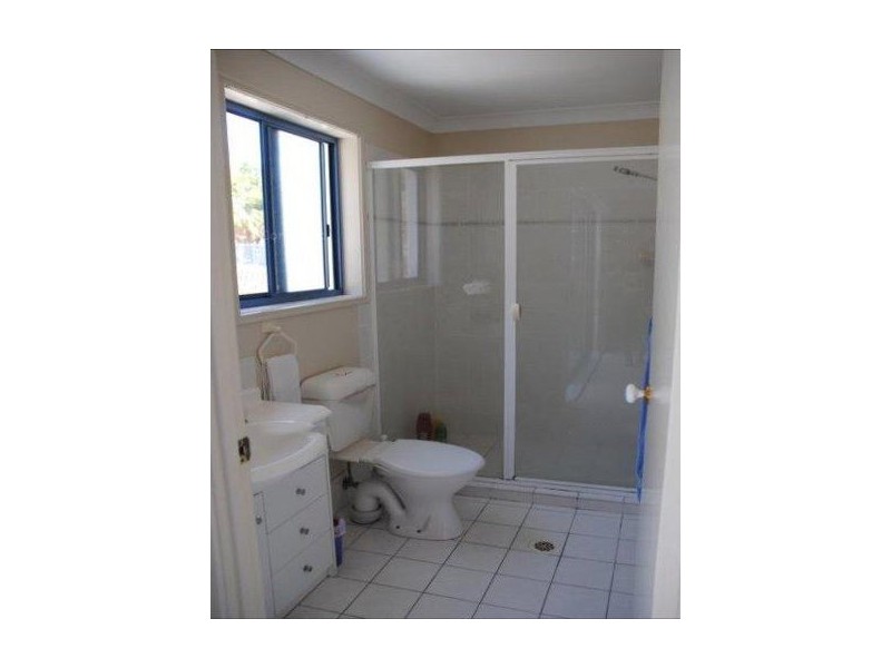 18/2 Studio Drive, Pacific Pines QLD 4211