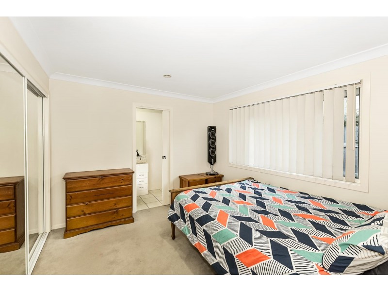 12 Seashell Avenue, Coomera QLD 4209