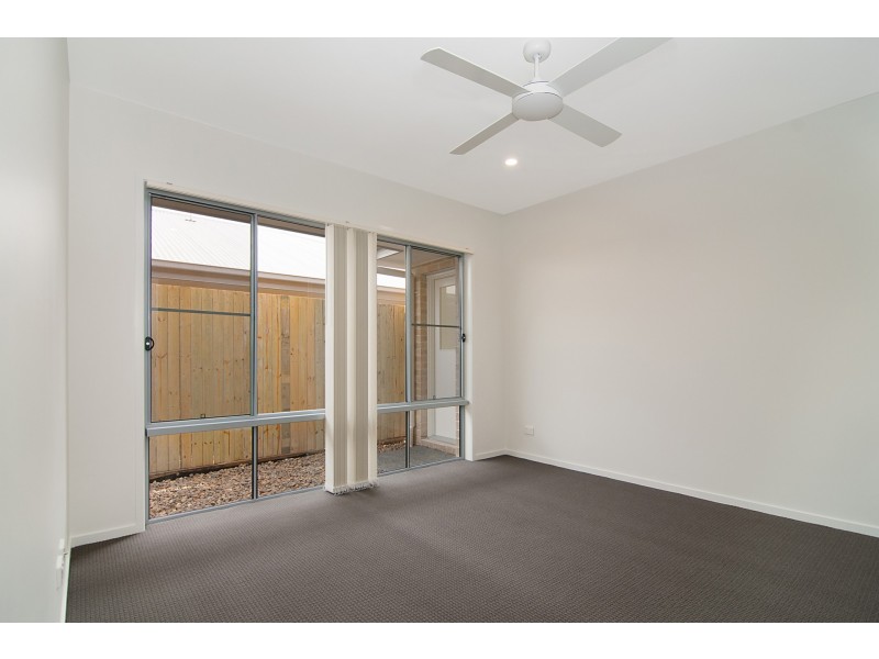 55 Apple Berry Avenue, Coomera QLD 4209