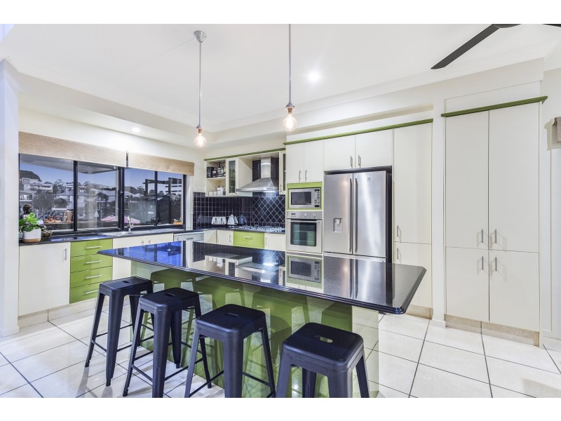 7 Ripple Court, Coomera Waters QLD 4209