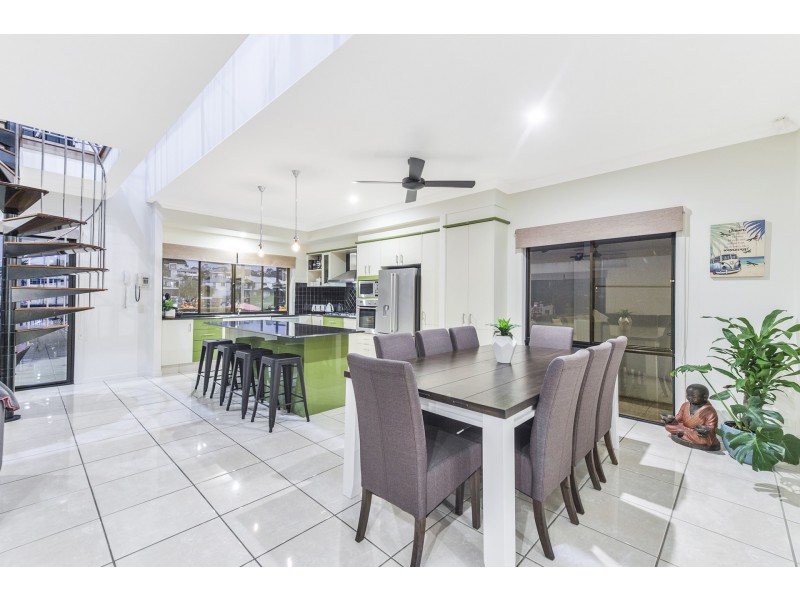 7 Ripple Court, Coomera Waters QLD 4209
