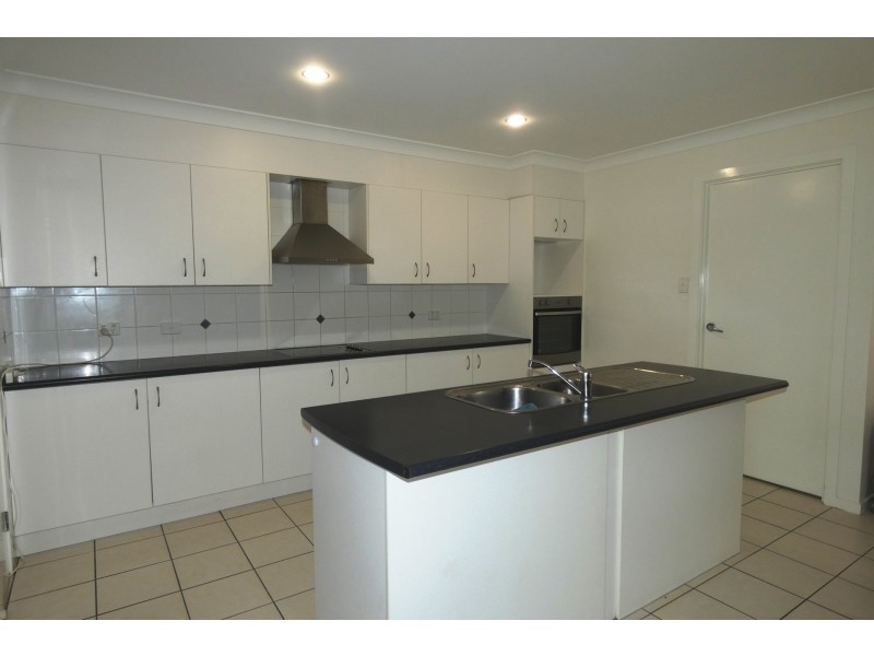 2 Worth Court, Upper Coomera QLD 4209