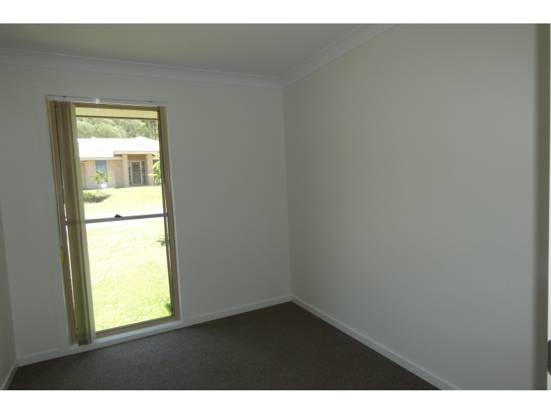 2 Worth Court, Upper Coomera QLD 4209