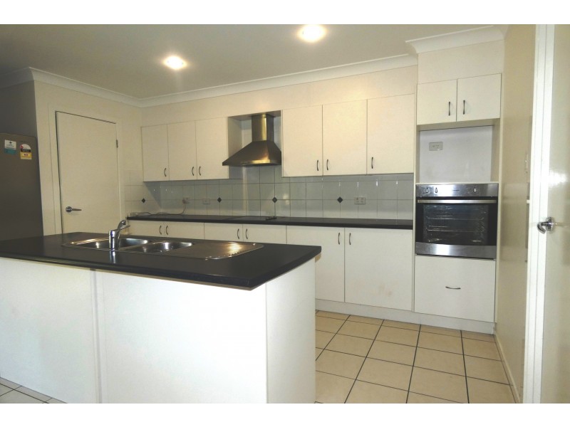 2 Worth Court, Upper Coomera QLD 4209