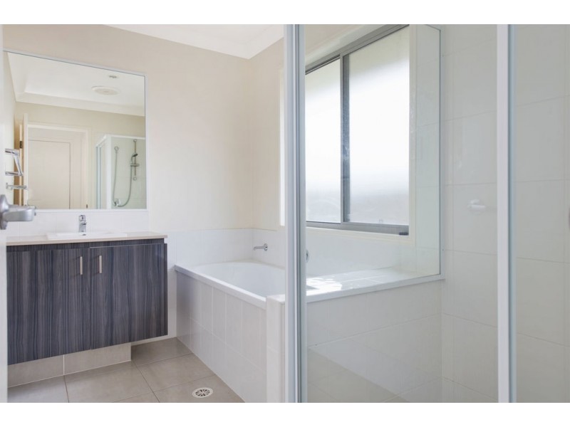 64 Damian Leeding Way, Upper Coomera QLD 4209