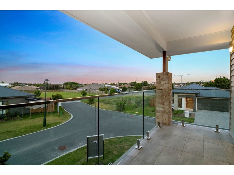 2 Oxenford Place, Oxenford QLD 4210