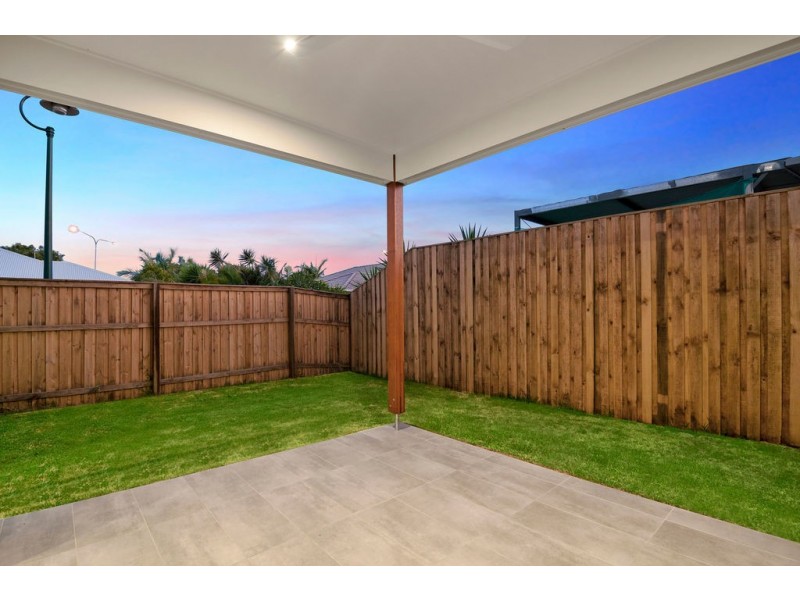 2 Oxenford Place, Oxenford QLD 4210