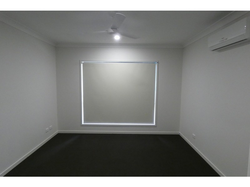 19 Oxford Street, Pimpama QLD 4209